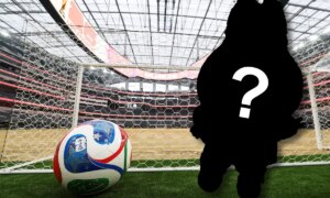 2026 FIFA 월드컵 팬들이 팝마트의 축구 테마 인형을 사기 위해 경쟁하고 있습니다.