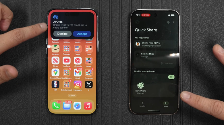 Android에서 Quick Share를 사용하여 iPhone으로 사진을 보내는 사람.