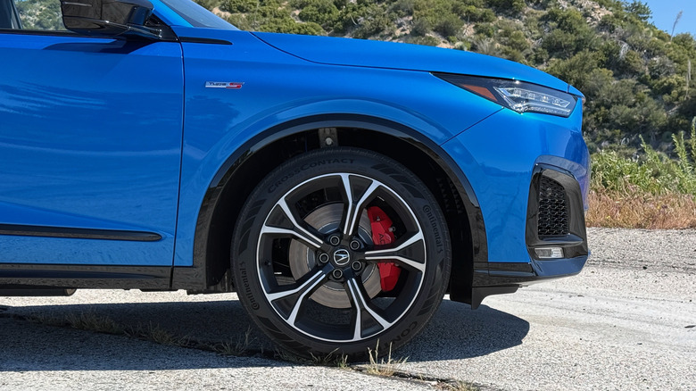 2026 Acura MDX Type S 앞바퀴