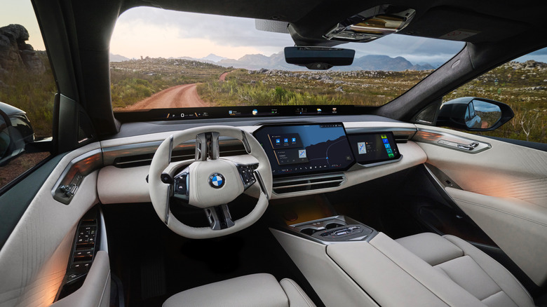 2027 BMW iX5 60 xDrive 인테리어.