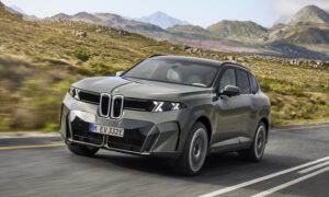 BMW는 전력, 더 많은 기술 및 의심스러운 스타일링으로 2027 X5를 변화시킵니다.