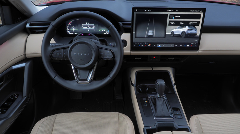 2026 마즈다 CX-5 대시보드