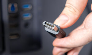DisplayPort 2.1과 비교. 1.4: 차이점은 무엇입니까?
