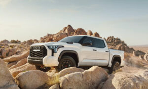 Ram 1500 대 Toyota Tundra: 어느 트럭이 가격대에서 더 많은 것을 제공합니까?