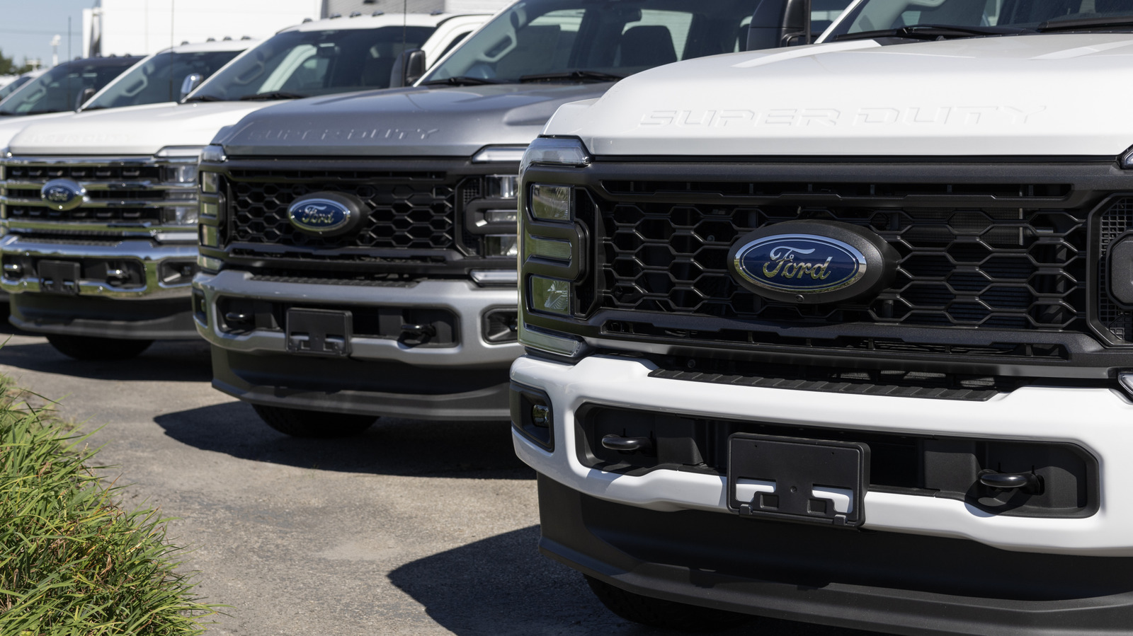 Ford는 인터랙티브한 '유니콘' 랩으로 3만 달러 규모의 EV 트럭을 선보였습니다.