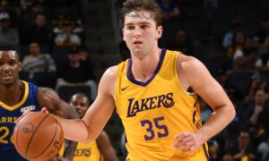 레이커스의 피터 서더(Peter Suder)는 NBA 기회를 소중히 여기며, 다음번 미지의 발견일 수도 있습니다