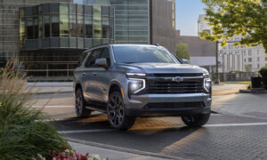 쉐보레 타호 대. GMC Yukon 감가상각: 5년 후에 어느 것이 더 많은 가치를 잃습니까?