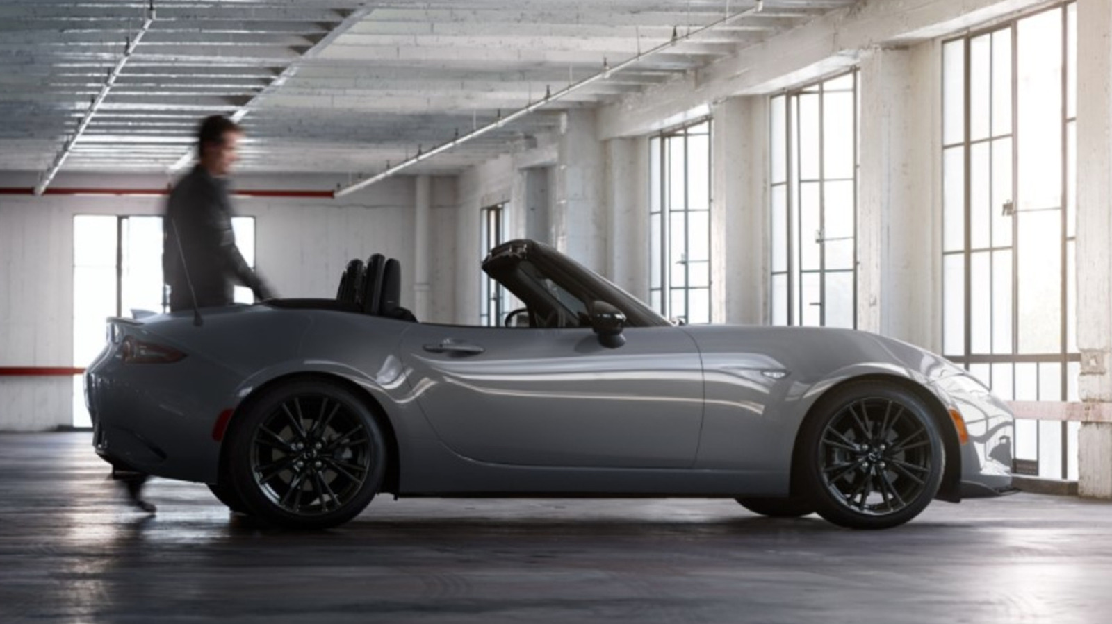 Mazda MX-5 Miata의 키는 얼마나 큰가요?