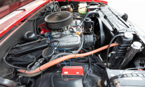 포드 300 대. Chevy 292: 이 전설적인 Inline-6 ​​엔진은 어떻게 비교됩니까?