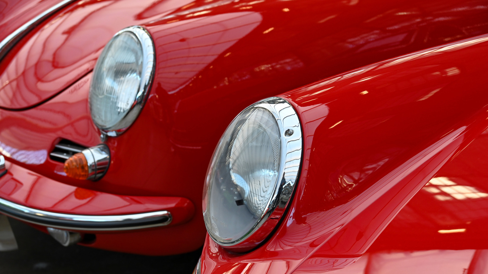 '고객을 태워주었습니다': Porsche Resto 매장 소유자가 천만 달러 사기로 유죄 판결을 받았습니다