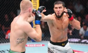 UFC 330에서 이슬람 마하체프가 이안 마차도 가리를 꺾었다.