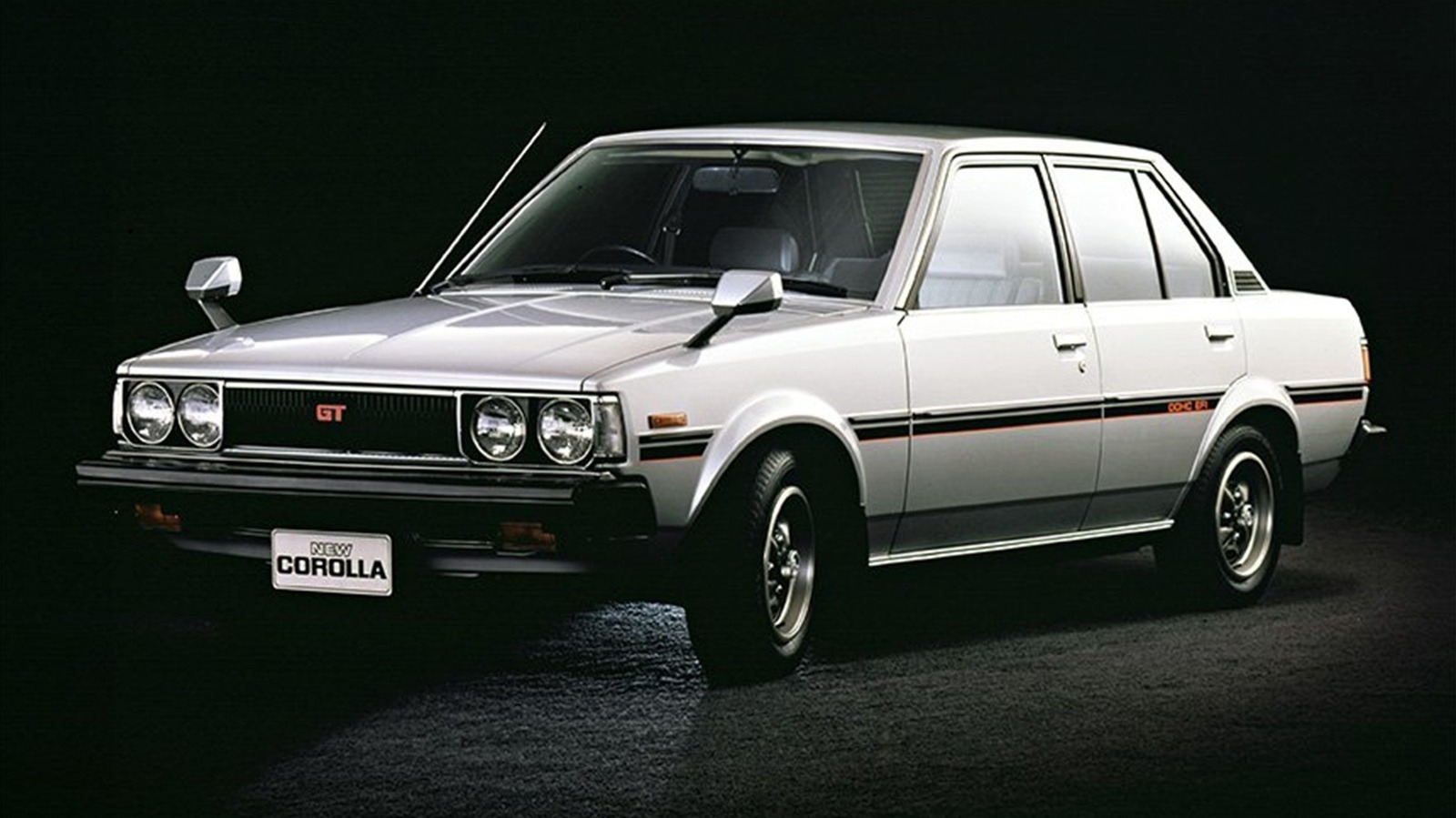 현재 1980년형 Toyota Corolla의 가치는 얼마이며 새 제품의 가격은 얼마입니까?
