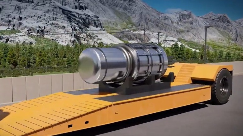 트럭 트레일러 뒤에 있는 Westinghouse eVinci 마이크로리액터.