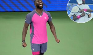 프란시스 티아포(Frances Tiafoe), US오픈 스릴러 영화에서 미국인 동료의 도전을 저지하기 위해 집회