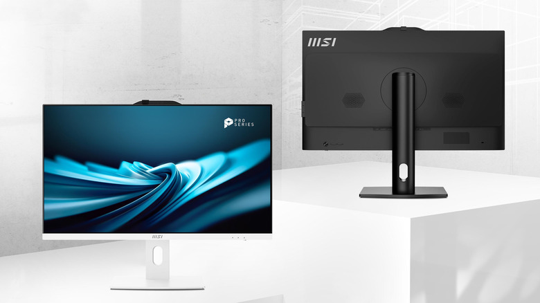 흰색 디스플레이에 있는 두 대의 MSI Pro 컴퓨터