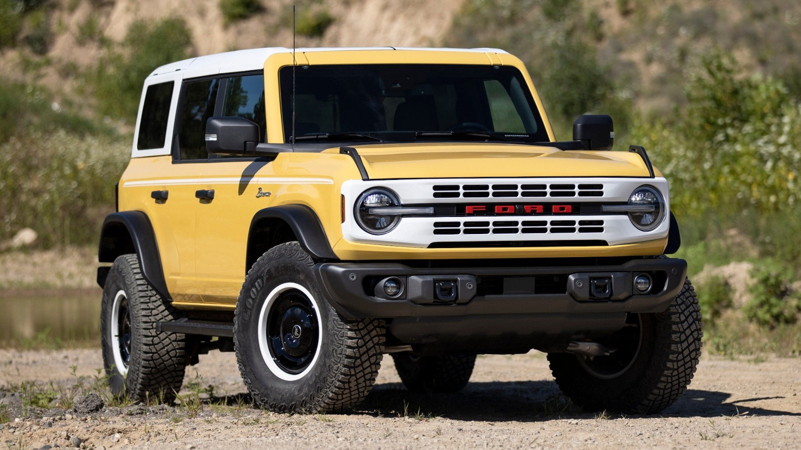 얼마나 많은 Ford Bronco Heritage 한정판 SUV가 제작되었으며 오늘날의 가치는 무엇입니까?