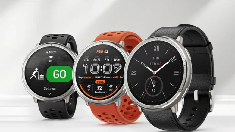 다양한 스트랩을 갖춘 Amazfit Active 2 스마트워치