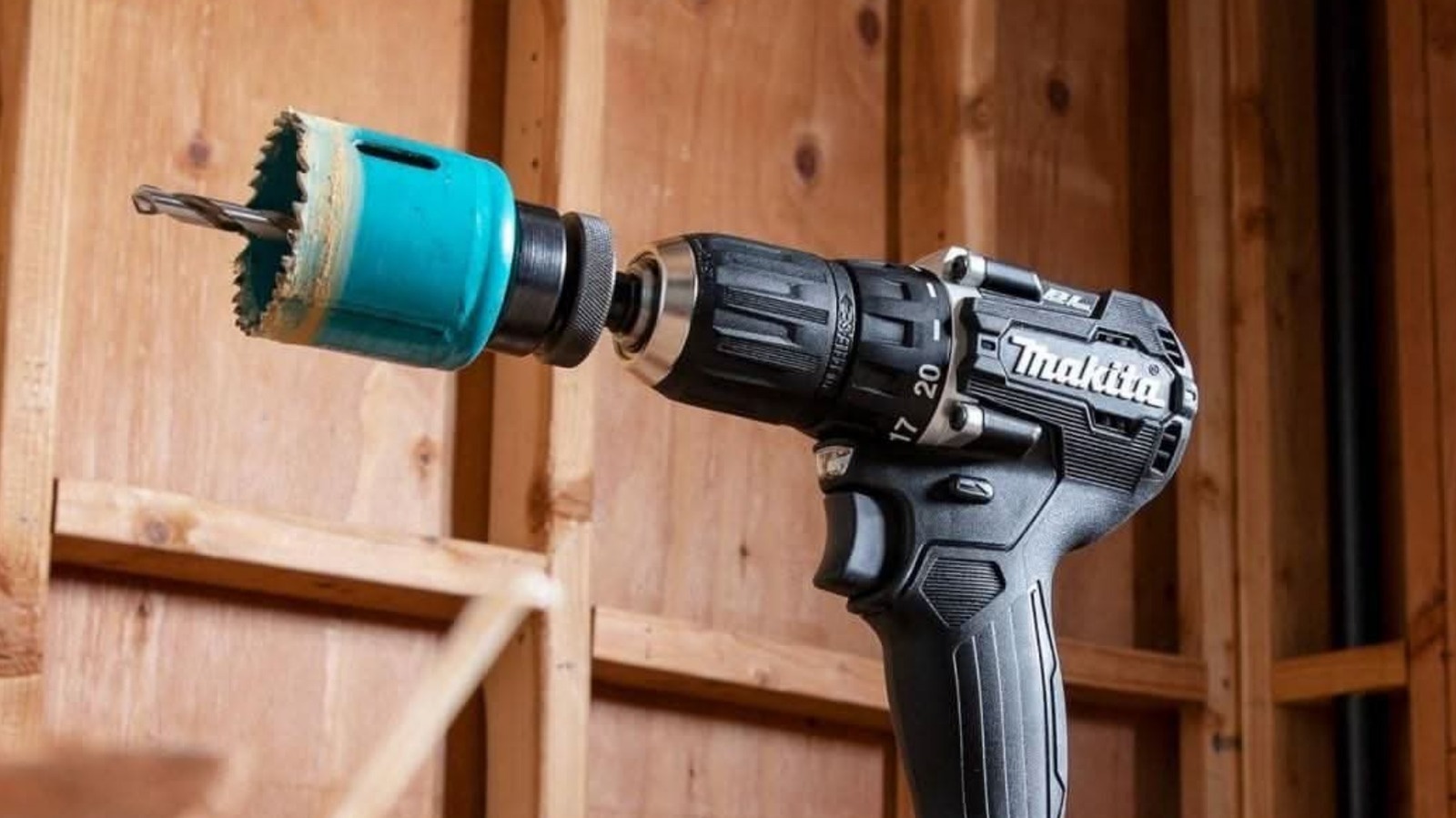 12V 대신 18V Makita 도구를 사용하는 것이 더 나은 5가지 경우