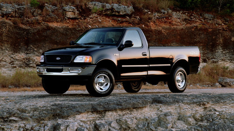 1997 포드 F-150 픽업트럭