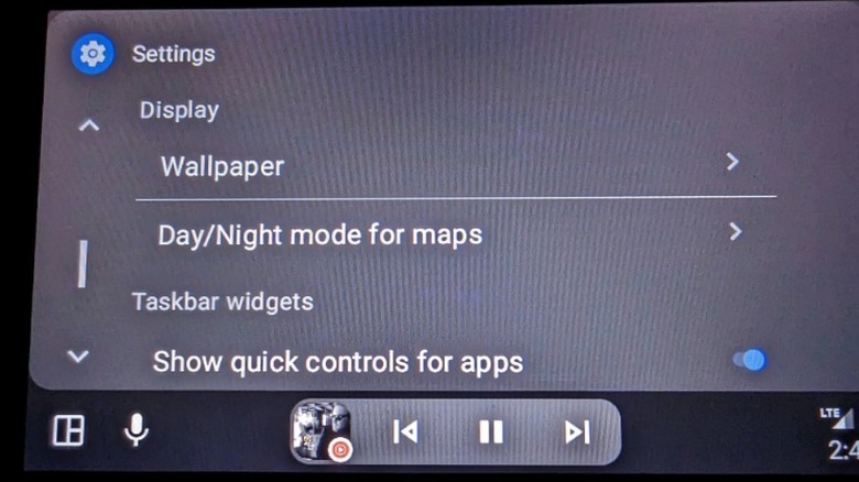 위젯이 활성화된 Android Auto