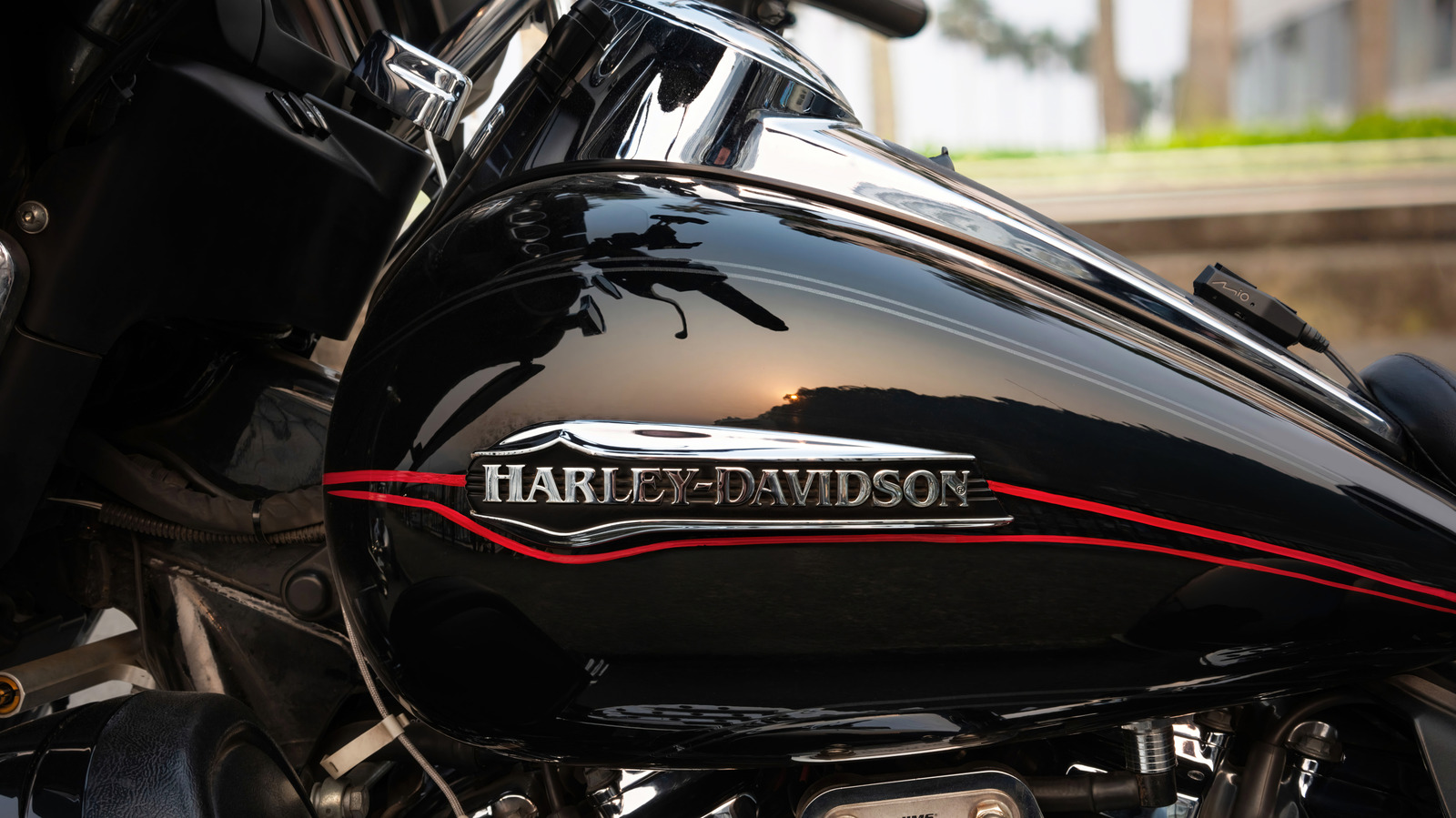 Harley-Davidson은 단지 스페셜 모델이 아닌 로드 킹을 부활시킵니다.