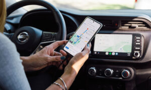 유선 Android Auto가 여전히 휴대폰의 블루투스를 사용하는 이유는 무엇입니까?