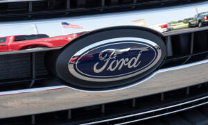 포드의 새로운 F-150 페인트 옵션은 70년대 및 80년대 트럭 애호가들에게 심각한 향수를 불러일으킬 것입니다