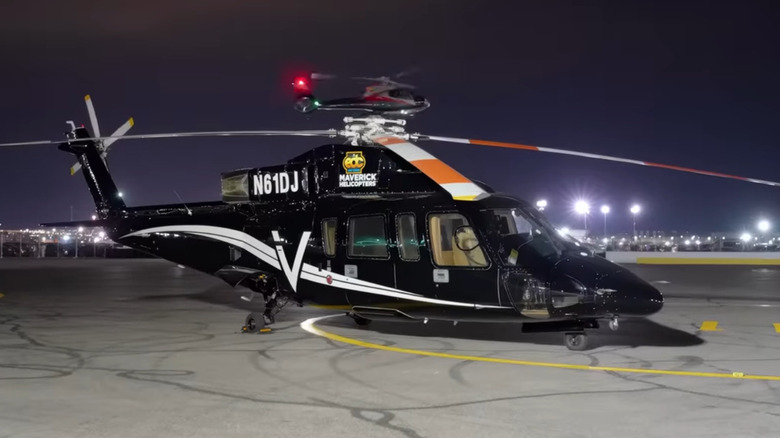 Maverick Helicopters가 사용하는 Sikorsky S-76 헬리콥터의 사진