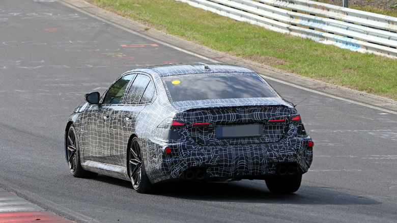 잠재적인 BMW M5 스파이 사진