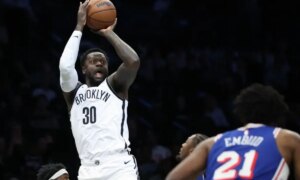 줄리어스 랜들(Julius Randle)이 세븐티식서스를 상대로 한 네츠의 프리시즌 승리에서 선두를 달리고 있습니다.