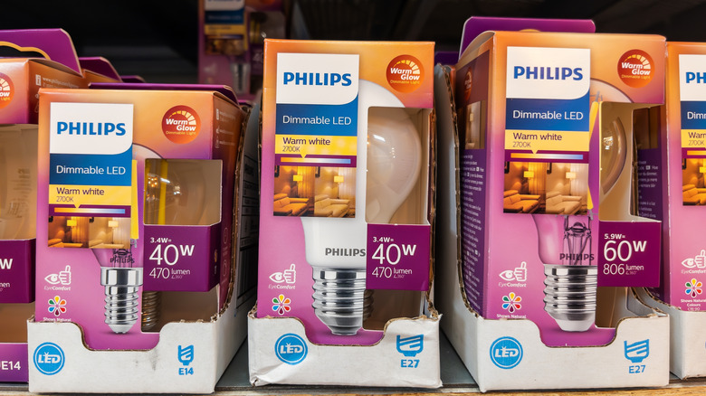 매장의 Philips Hue 스마트 전구