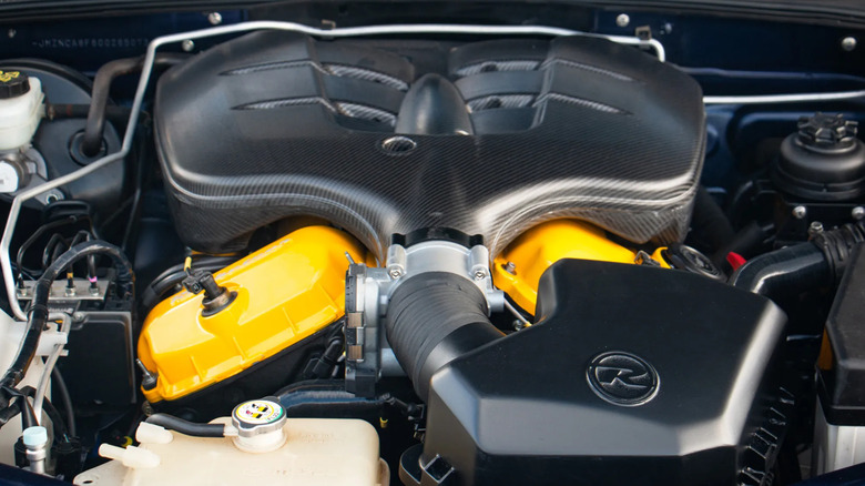 NC Miata 내부 Rocketeer의 V6 엔진 교체